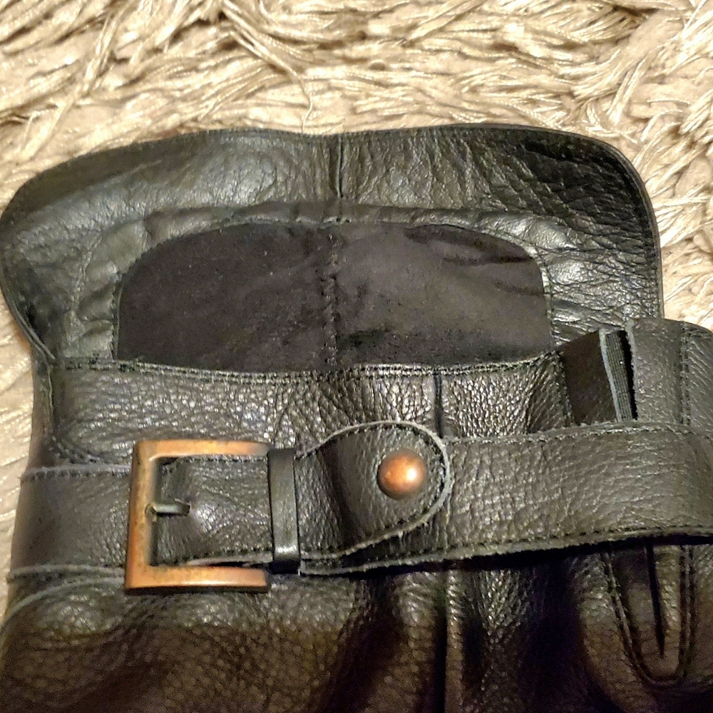 Beautiful Spanish Artisan-Made Leather Boots -- Well-loved - Picture 11 of 16
